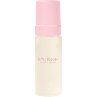 FOAMING FACE WASH

 