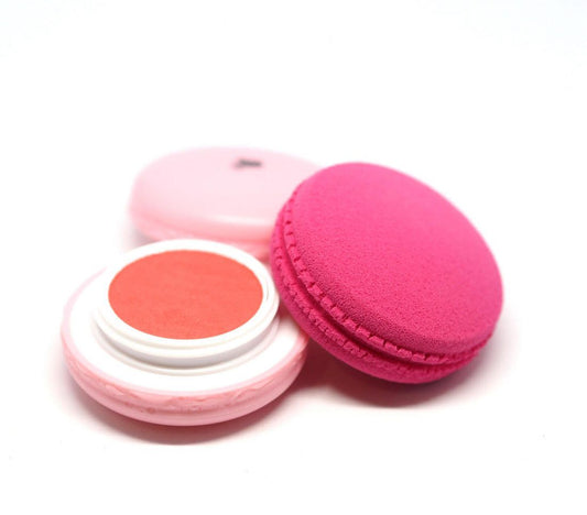 Coral whipped cream macaroon Blush