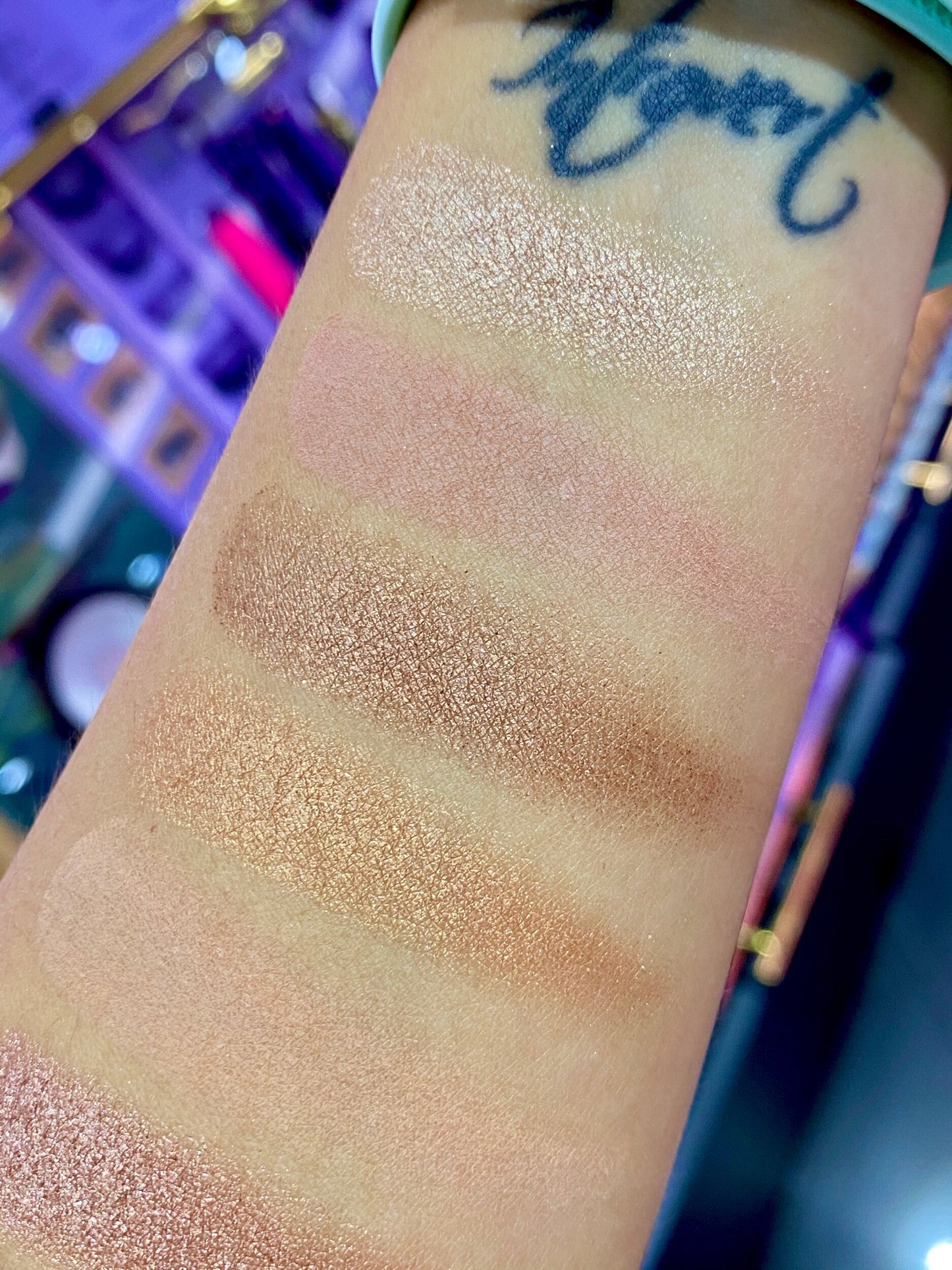 Lil' bloom eyeshadow palette