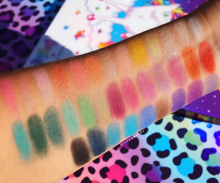 MORPHE X LISA FRANK 35B BY LISA FRANK ARTISTRY PALETTE - FORREST™