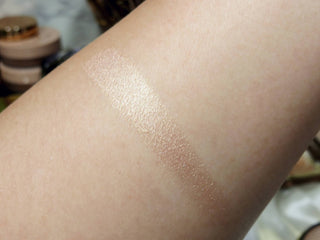 HOLLYWOOD SUPERSTAR GLOW HIGHLIGHTER