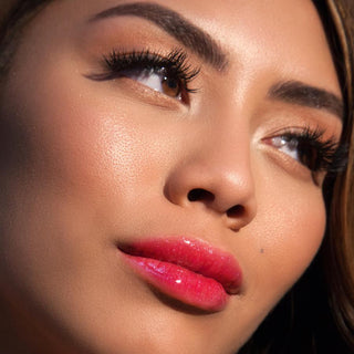 PLUMP YOUR PUCKER®

Lip Gloss

- Magnigy