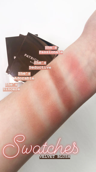 Monochrome moment - Velvet blush in 'She's passionate'