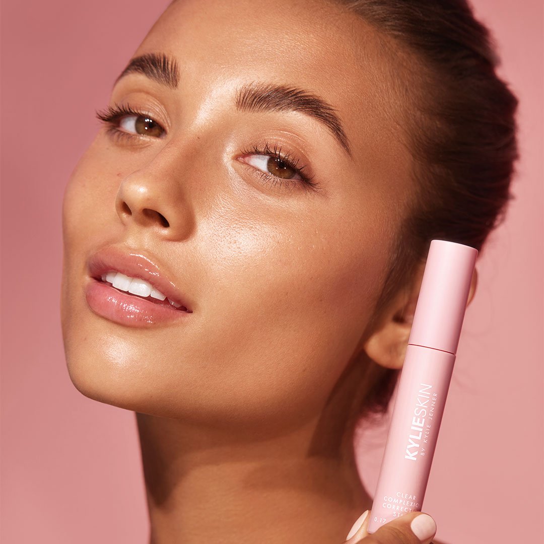 CLEAR COMPLEXION CORRECTION STICK
