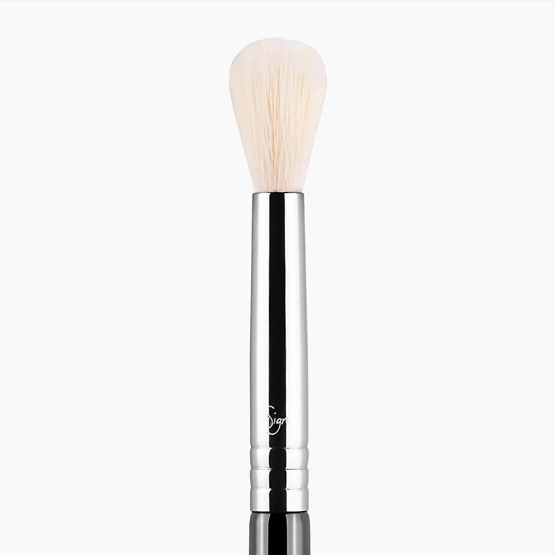 E35 TAPERED BLENDING BRUSH