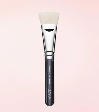 109 Luxe Face Paint Brush