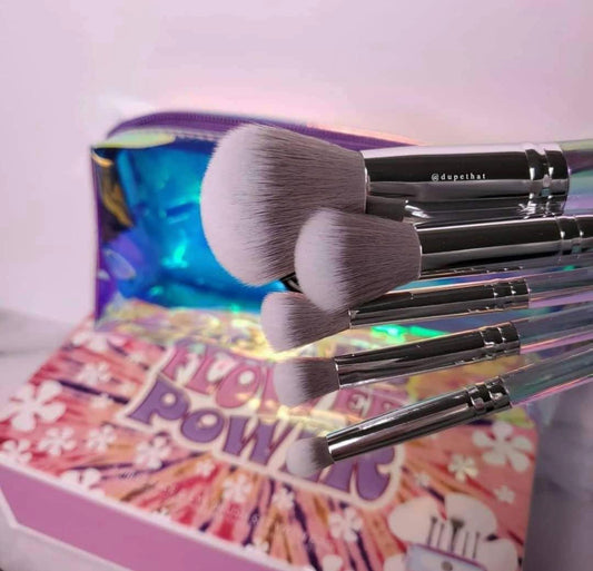 FLOWER POWER 5 PIECE FACE & EYE BRUSH SET WITH BAG