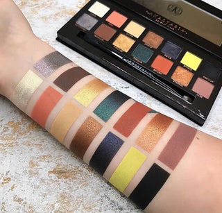 PRISM EYESHADOW PALETTE