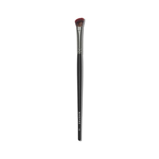 E62 - ANGLED NOSE CONTOURING BRUSH