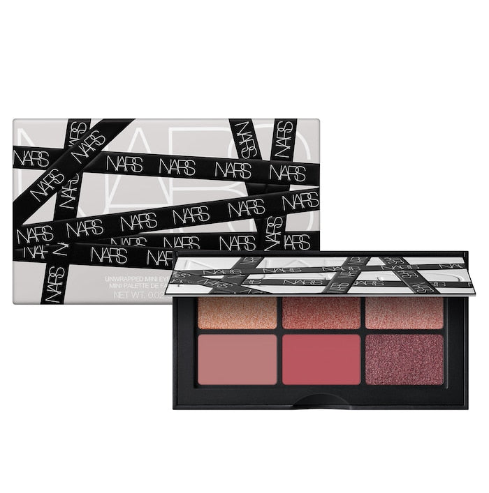 Unwrapped Mini Eyeshadow Palette

(Dolce Vita)